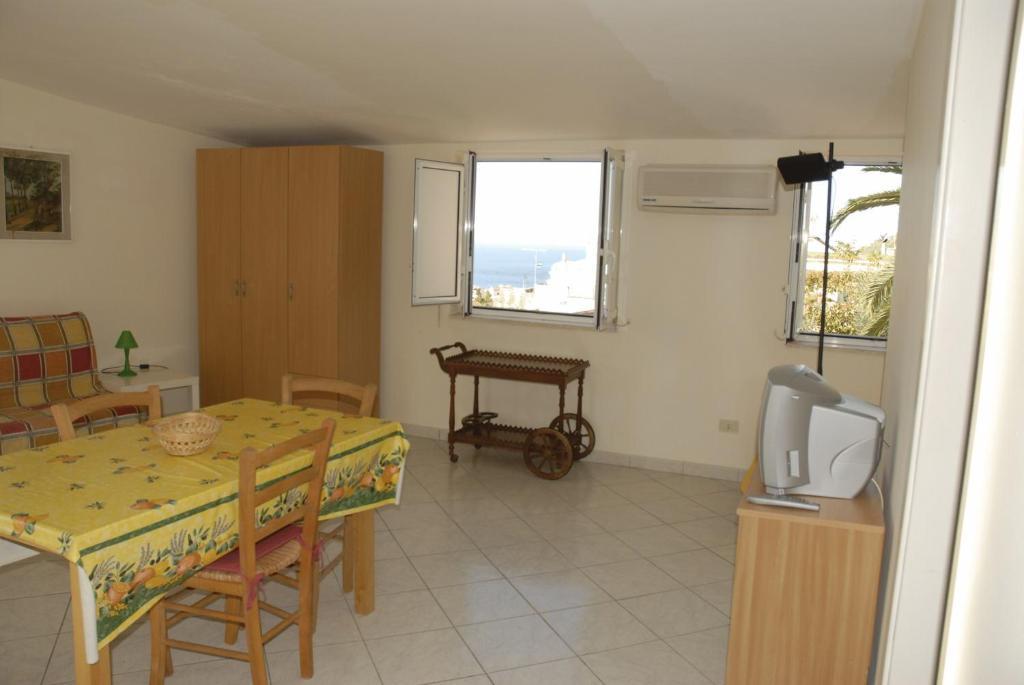 Villino Castellano Apartments Meta Pokoj fotografie